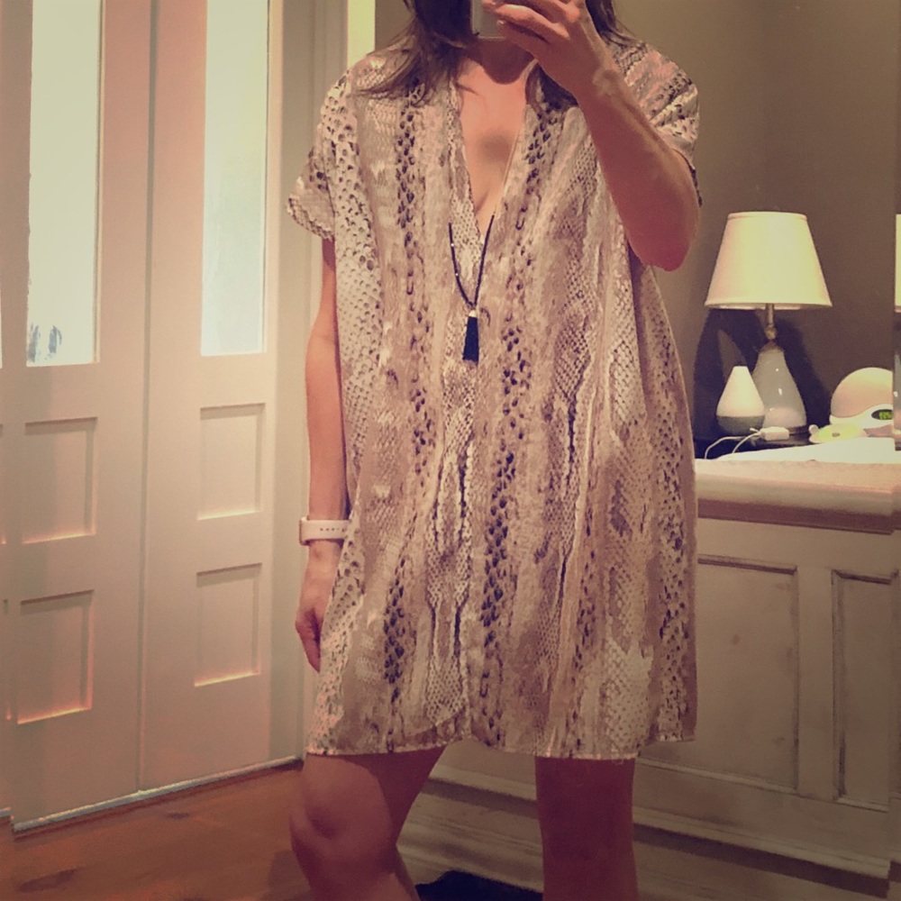Super Cute & Sexy Karlie Snake Print Dress